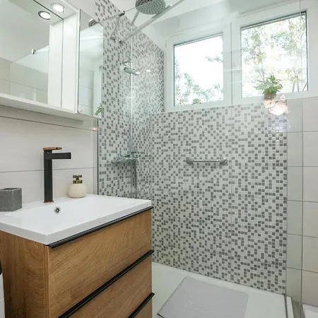 Jadro One Bedroom Apartman *