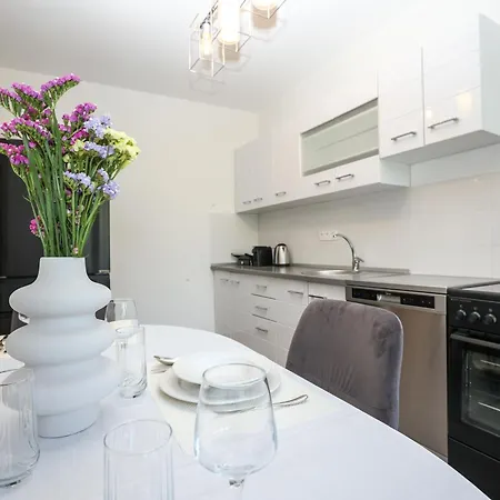 Jadro One Bedroom Apartman *