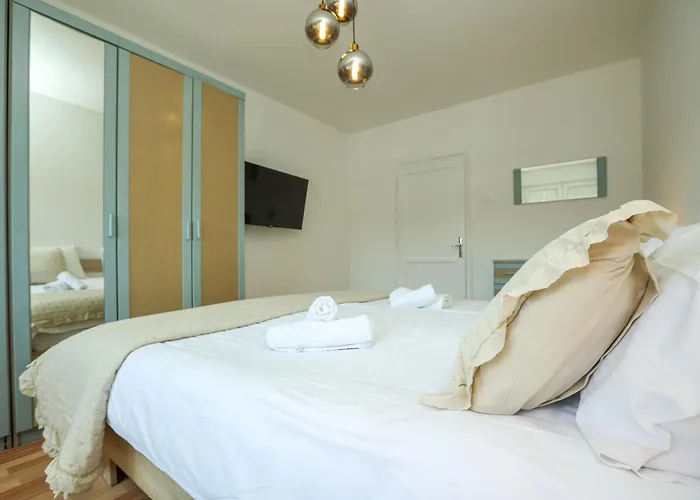 Jadro One Bedroom 아파트 *