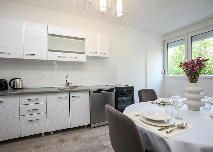 Jadro One Bedroom 아파트 *