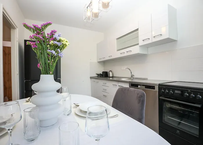 Jadro One Bedroom 아파트 *